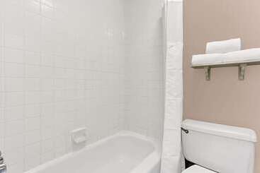 هتل Days Inn By Wyndham Tucson City Center