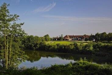 Forest Of Arden Hotel And Country Club