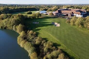 Forest Of Arden Hotel And Country Club