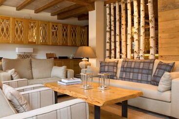 هتل Eira Ski Lodge