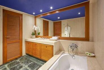 Elounda Bay Palace, A Member Of The Leading Hotels Of The World