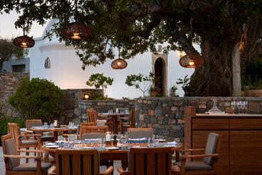 هتل Elounda Mare Relais & Chateaux