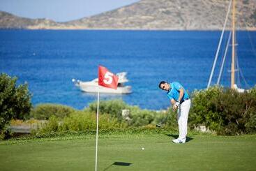 هتل Elounda Mare Relais & Chateaux