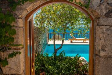 هتل Elounda Mare Relais & Chateaux