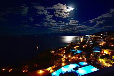 هتل Elounda Mare Relais & Chateaux