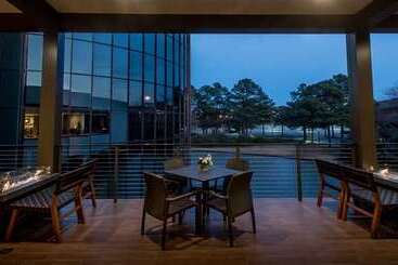 هتل Hilton Memphis
