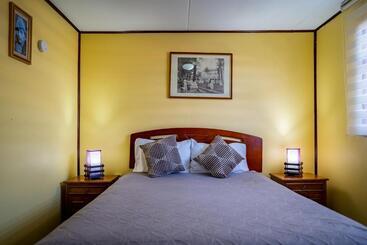 فندق Hostal Alcázar