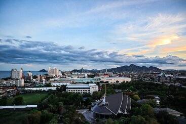 Hua Hin Grand Hotel And Plaza   Sha Extra Plus