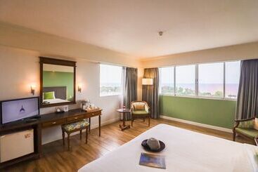 Hua Hin Grand Hotel And Plaza   Sha Extra Plus