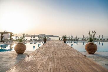 هتل Leptos Panorama