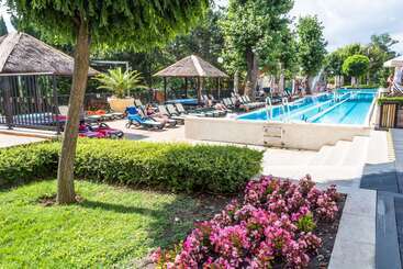هتل Melia Grand Hermitage All Inclusive