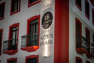 هتل Monte Brasil