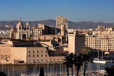 New Hotel Of Marseille   Vieux Port