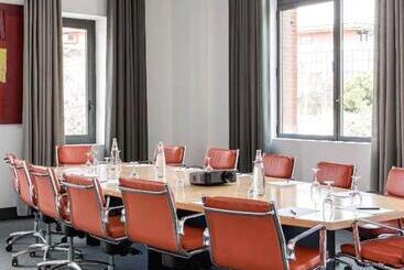 New Hotel Of Marseille   Vieux Port