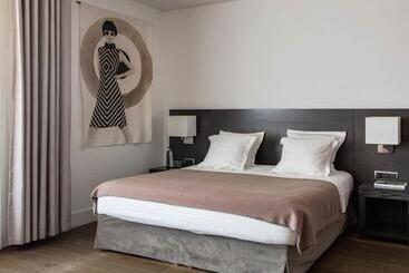 New Hotel Of Marseille   Vieux Port