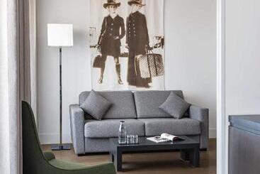 New Hotel Of Marseille   Vieux Port