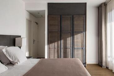New Hotel Of Marseille   Vieux Port
