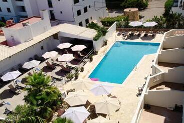 هتل Paraiso Beach By Llum - Adults Only