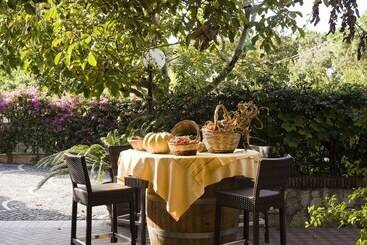 Hotel Poggio Del Sole