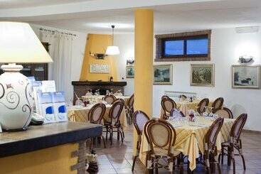 هتل Poggio Del Sole