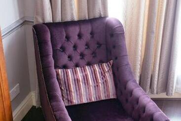 Pymgate Lodge Hotel Manchester Airport