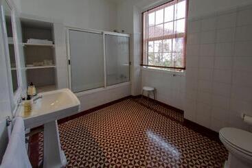 هتل Quinta Das Buganvilias