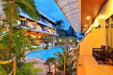 هتل Samui First House