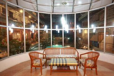 هتل Samui First House