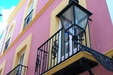 هتل Un Patio En Santa Cruz