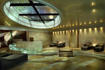 Porto Elounda Golf & Spa Resort, Six Senses Spa