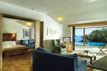 Porto Elounda Golf & Spa Resort, Six Senses Spa