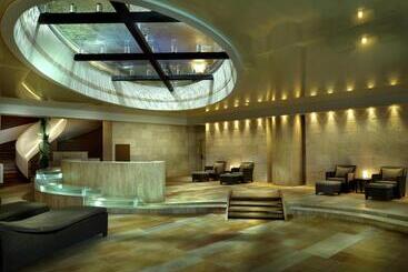 Porto Elounda Golf & Spa Resort, Six Senses Spa