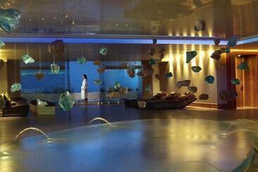 Porto Elounda Golf & Spa Resort, Six Senses Spa