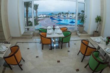 Renaissance Sharm El Sheikh Golden View Beach Resort