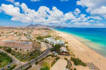 Vila Baleira Suites