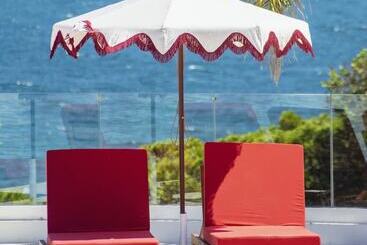 Villas D água Beachfront Resort