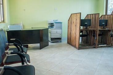 هتل Millennium Sea Breeze Resort
