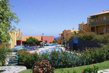 Apartamentos La Caleta
