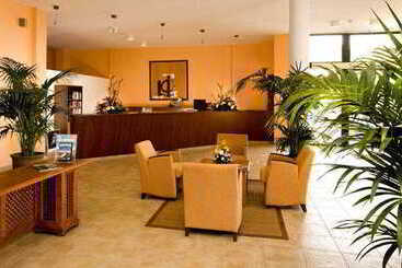 Apartamentos La Caleta