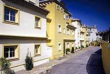 Apartamentos Vista Real
