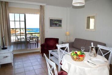Apartamentos Vista Real