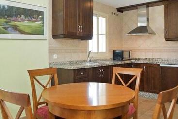 Apartamentos Vista Real
