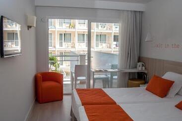Bq Bulevar Peguera Hotel   Adults Only