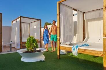 Bq Bulevar Peguera Hotel Adults Only