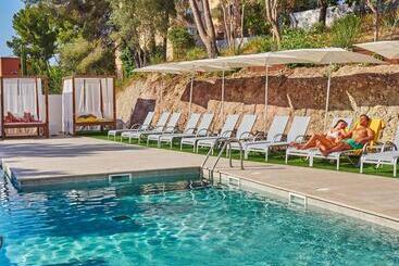 Bq Bulevar Peguera Hotel   Adults Only