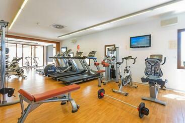 استراحتگاه Grand Palladium Select Palace Ibiza