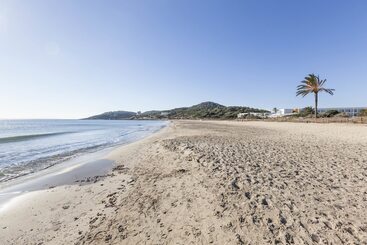 استراحتگاه Grand Palladium Select Palace Ibiza
