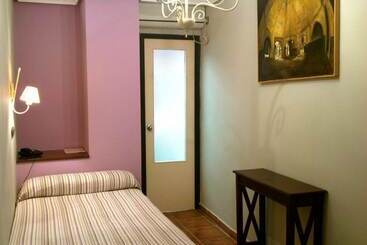 هتل Al Andalus Jerez