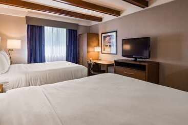 Best Western Plus Portsmouth Hotel & Suites