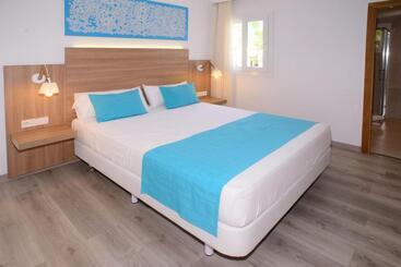 هتل Cala Llenya Resort Ibiza